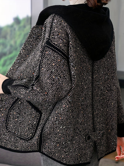 سترة من البوليستر بغطاء للرأس