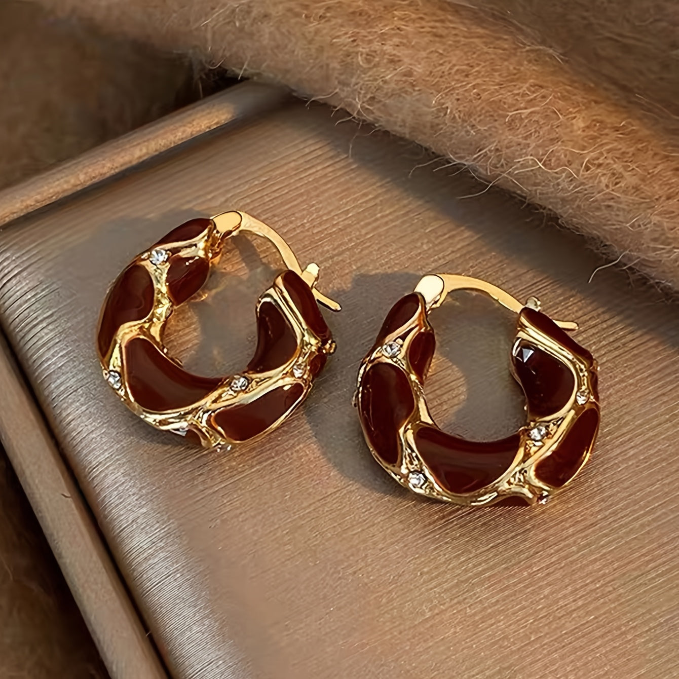 3 pairs of retro elegant gentle and highend amber bead geometric design Womens earring set suitable for daily parties and dances in all seasons