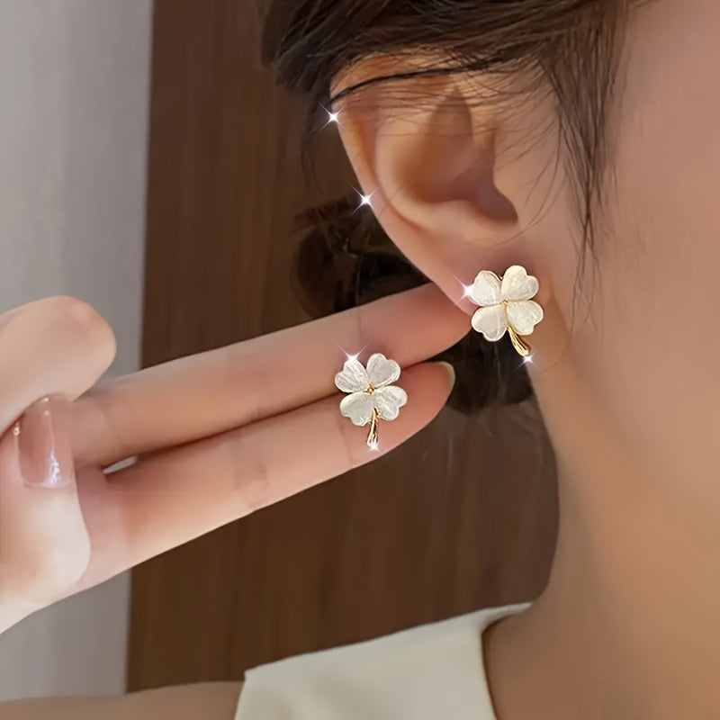 Golden Clover Earrings